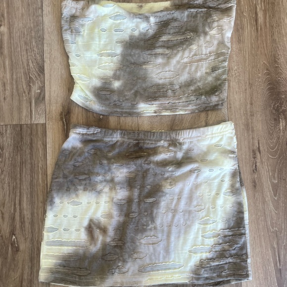 Dresses & Skirts - Beige Grey Cut Out Distressed co ord